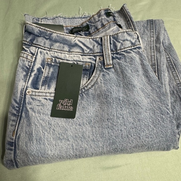 Wild Fable High-Rise Curvy Straight Jeans Size 8, 32 Inseam, NWT - Picture 10 of 11